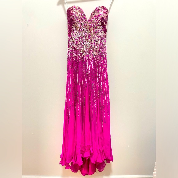 Sherri Hill Pink Fuchsia Strapless Sequin
Prom Dress - Picture 1 of 9